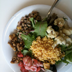 Couscous With Peppers, Tomatoes, Beans and Mint