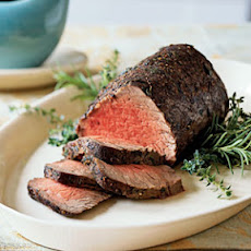 Thyme and Spice-Rubbed Roast Beef Tenderloin au Jus