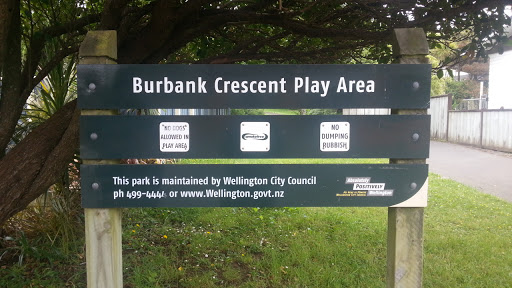 Burbank Crescent Play Area