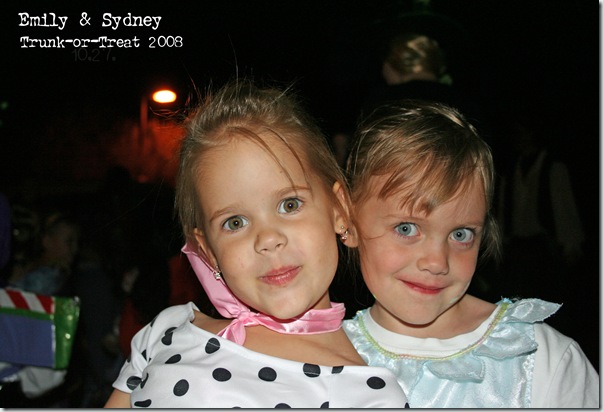 Emily & Sydney
