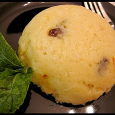 Sooji Halwa (Semolina Dessert)