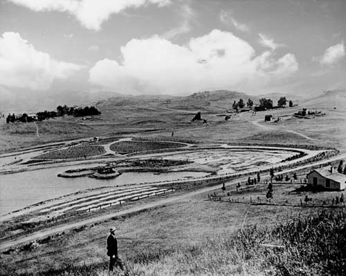 Avenues Gang Around Highland Park. The Echo Park Lake Dam is back