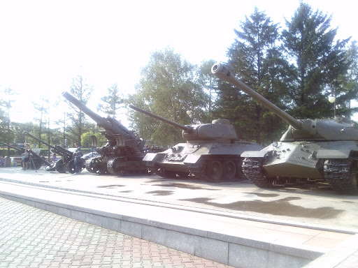 Военная Техника На Мемориале