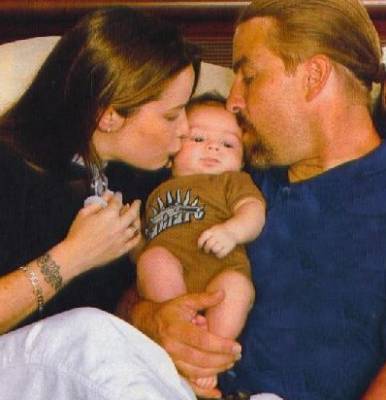 Parabéns Finley Arthur Donoho (HOLLY MARIE COMBS) escrito em sexta 25 abril 2008 18:50 Parabéns Finley Arthur Donoho (HOLLY MARIE COMBS) escrito em sexta 25 abril 2008 18:50