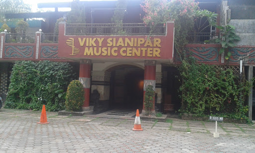 Viky Sianipar Music Centre