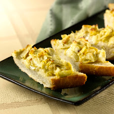 Easy Cheesy Artichoke Bread