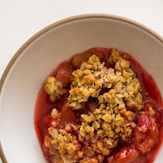 Rhubarb-Raspberry Crumble