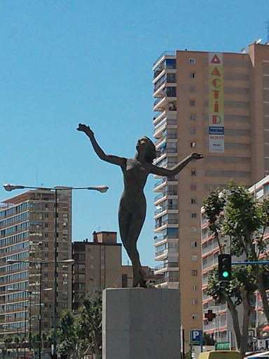Estatua Del Rincon De Loix