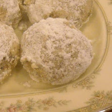 Pecan Snowballs