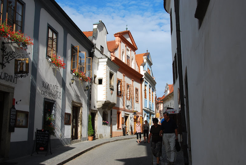 飯店旁的道地波西米亞建築。