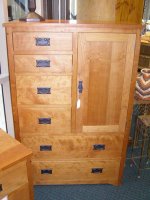 Mule Dresser