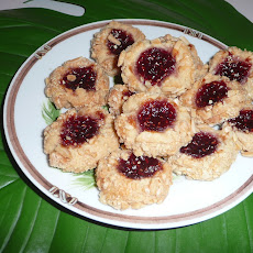 Raspberry Almond Cookies