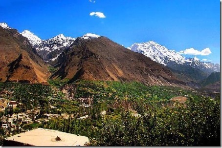 2401010-Natural_Skyscrapers_of_Hunza_Valley-Hunza