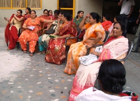 [090 the sindurpuja wait[2].jpg]