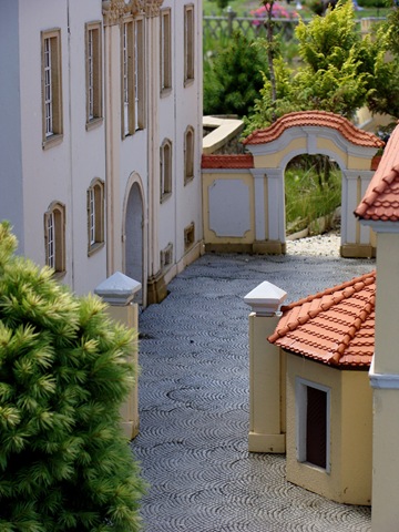 [ZamekKsiWabrzych092.jpg]