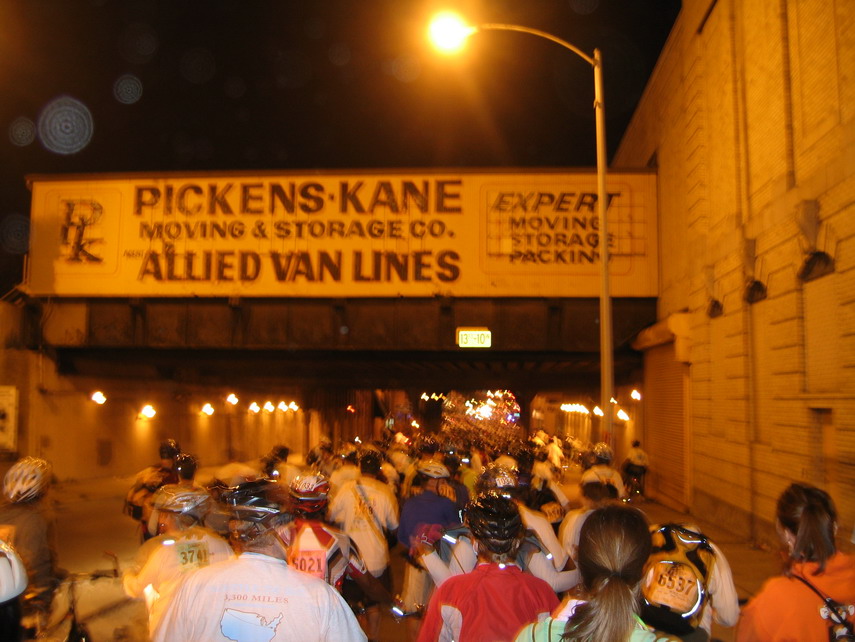 [2007-lateride-0009x.JPG]