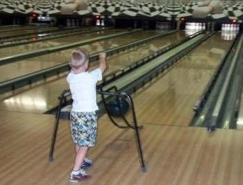 [ammonbowling[2].jpg]
