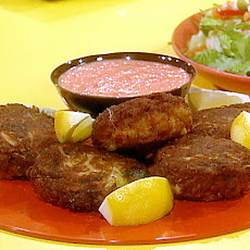 Crab Cakes with Roasted Red Pepper Sauce