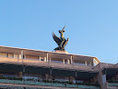 Fenix Statue