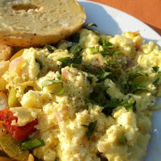 Fluffy Scrambled Eggs With Fresh Herbs