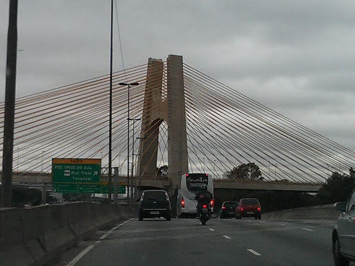 Ponte Estaiada Marginal Tietê