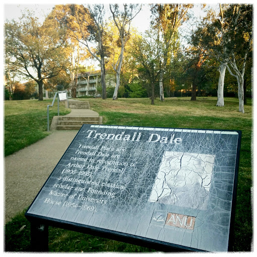 Cracked Trendall Dale Plaque