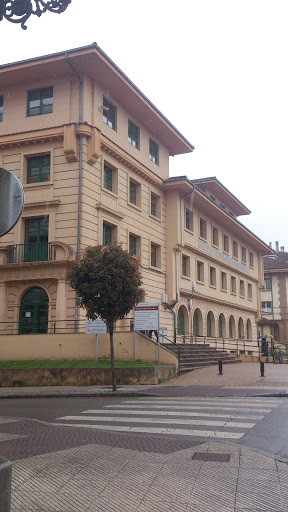 Edificio Valdés De Salas 