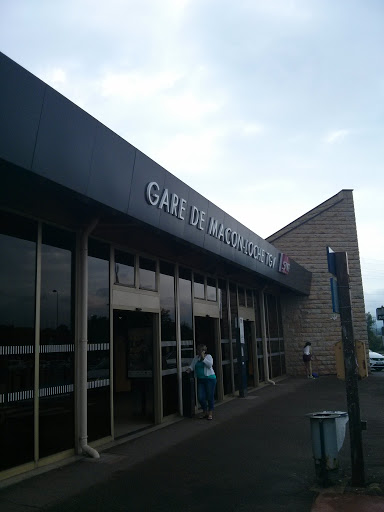 Gare De Macon-Loche TGV