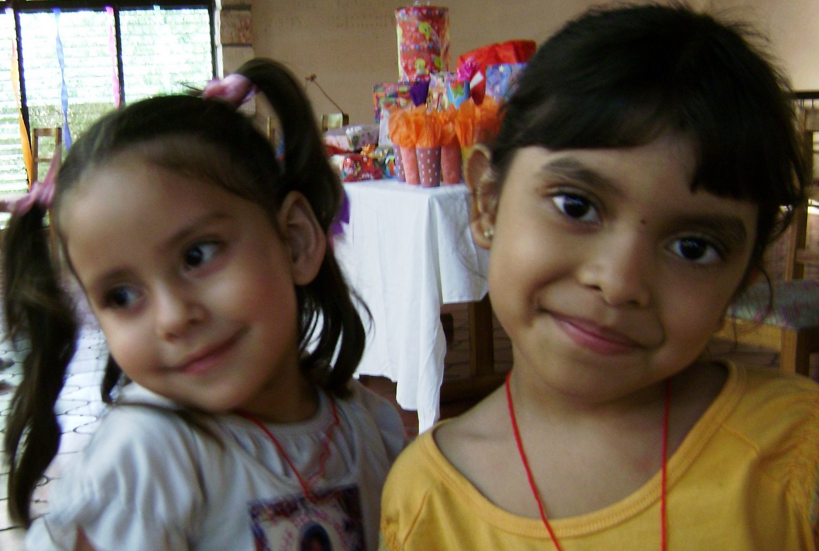 [Elena & Erika[2].jpg]