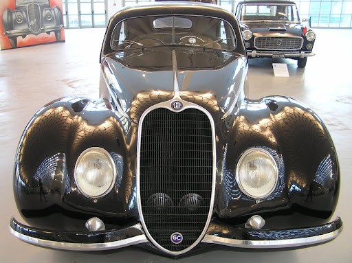 Shiny_Black_2_by_nickandrik.jpg