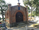 Kapliczka Na Cmentarzu