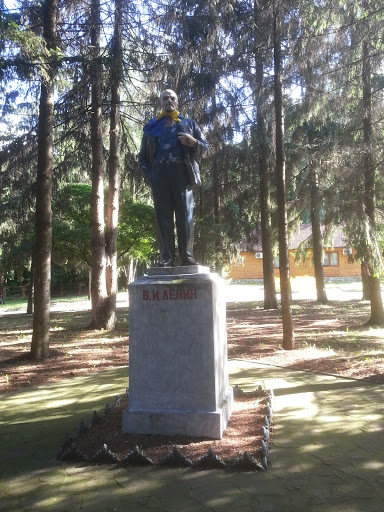 Ex Soviet Ukrainian Leader Monumentss