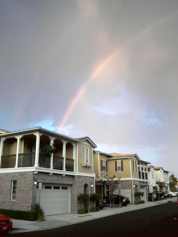 somewhereeeee over the rainbowwwwww..