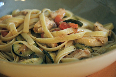 http://lh3.ggpht.com/jupdike/SG_bMcmWWDI/AAAAAAAAJxI/4rQmyhKSPR0/s400/DSC_9590.JPG