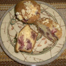 Sour Cream Strawberry Muffins