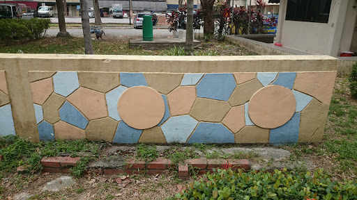 Wall Pattern at Circuit Road