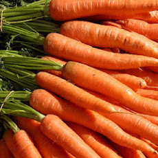 Magic Soup (creamy curried carrot)