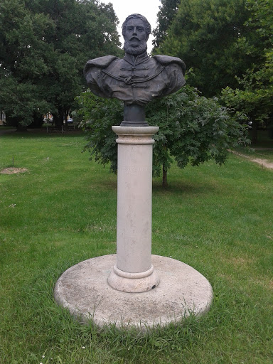 Statue of Lajos Kossuth