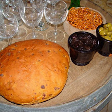Sun-Dried Tomatoes and Asiago Cheese Bread
