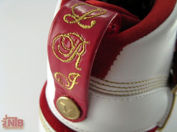 Part Two8230 Detailed Shots of LeBron James8217 Zoom LeBron V Home PE