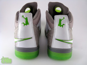 Zoom Solder II Dunkman Sample vs Released Comparison lbj soldier ii og dunkman8 3 Zoom Solder II Dunkman Sample vs Released Comparison