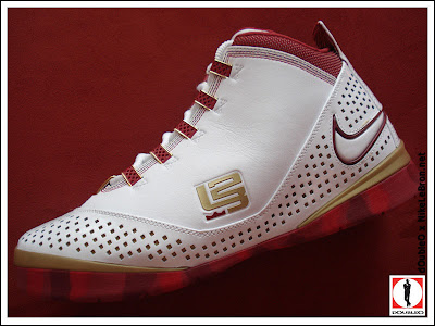 Nike Zoom Soldier II China Exclusive with Patent Leather lbj soldier ii og china7 1 Nike Zoom Soldier II China Exclusive with Patent Leather