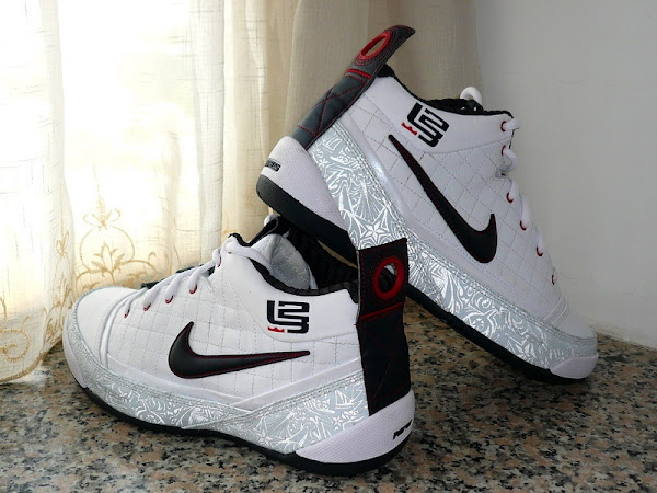 Nike LeBron Ambassador USAB 8220United We Rise8221 Detailed Look