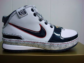 nike zoom lebron 6 pe olympic united we rise 6 07 King James Nike Zoom LeBron VI Witness Gold More Pics