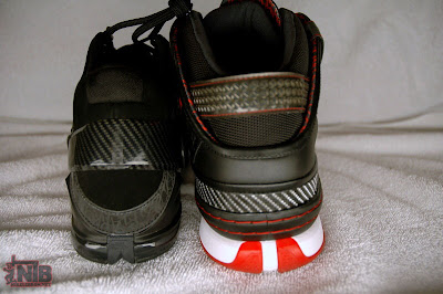 White/Black Varsity Red LeBron VI Sample Showcase nike zoom lebron 6 gr black white red 7 01 White/Black Varsity Red LeBron VI Sample Showcase