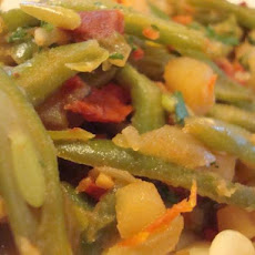 Hungarian Style Potatoes & Green Beans