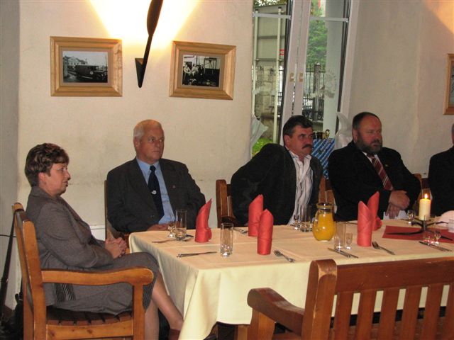 http://lh3.ggpht.com/kolozablocie/SNknaB7tzhI/AAAAAAAAAmc/QlrHKGio1hk/s800/IMG_0030.JPG