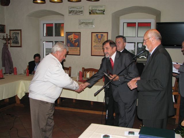 http://lh3.ggpht.com/kolozablocie/SNknkdzsEpI/AAAAAAAAAqo/6rEhkHgV3gc/s800/IMG_0095.JPG