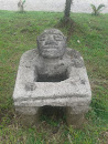 Escultura del Indio Sentado