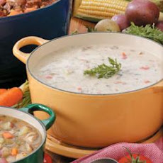 Hearty Garlic Potato Soup
